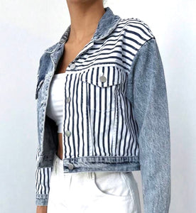 Blouson jean imprimé asymétrique