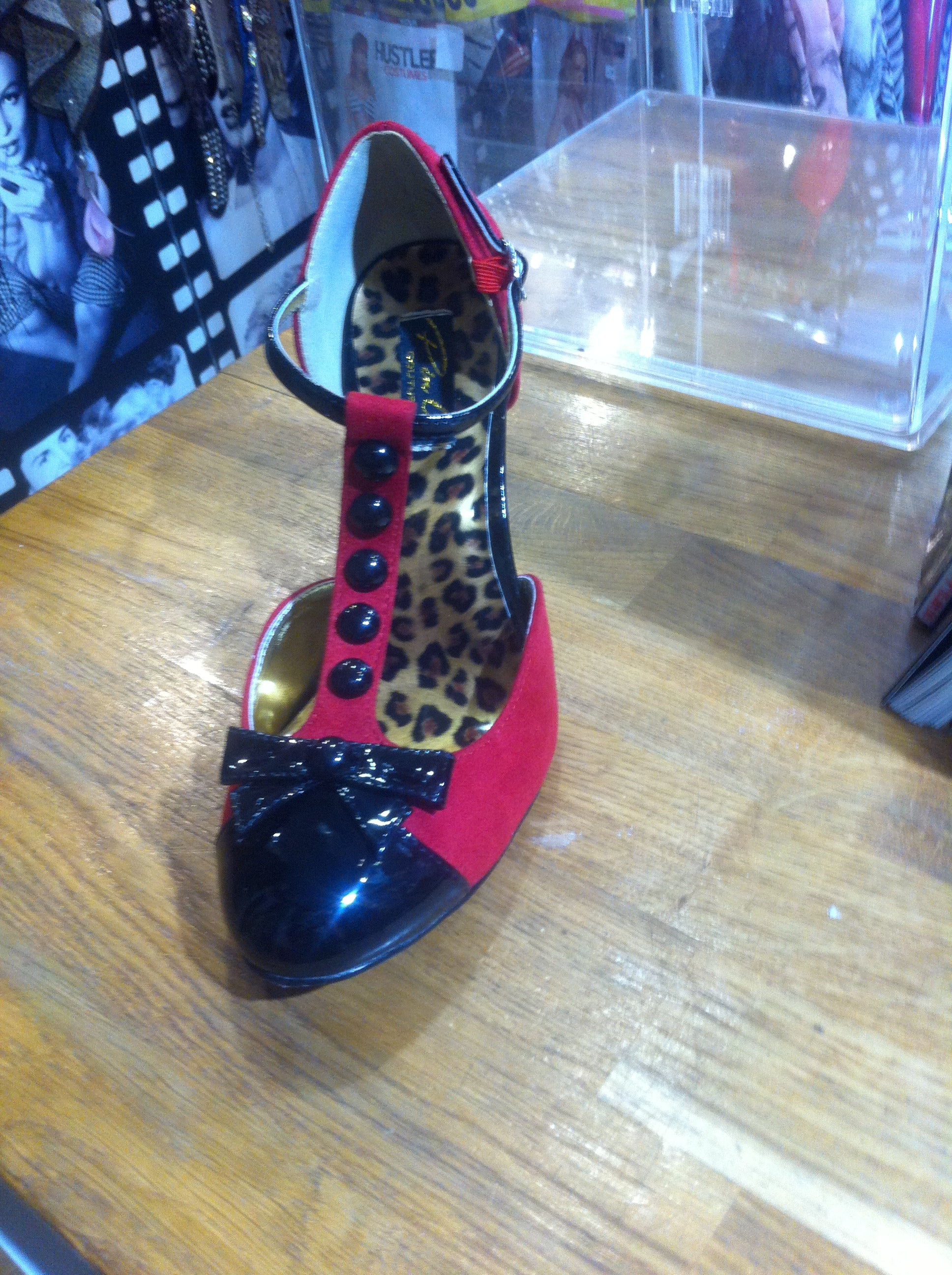 Salomés bicolores à talons