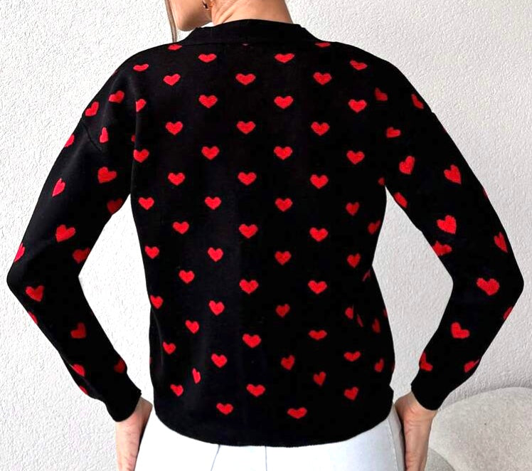 Cardigan noir coeur rouge