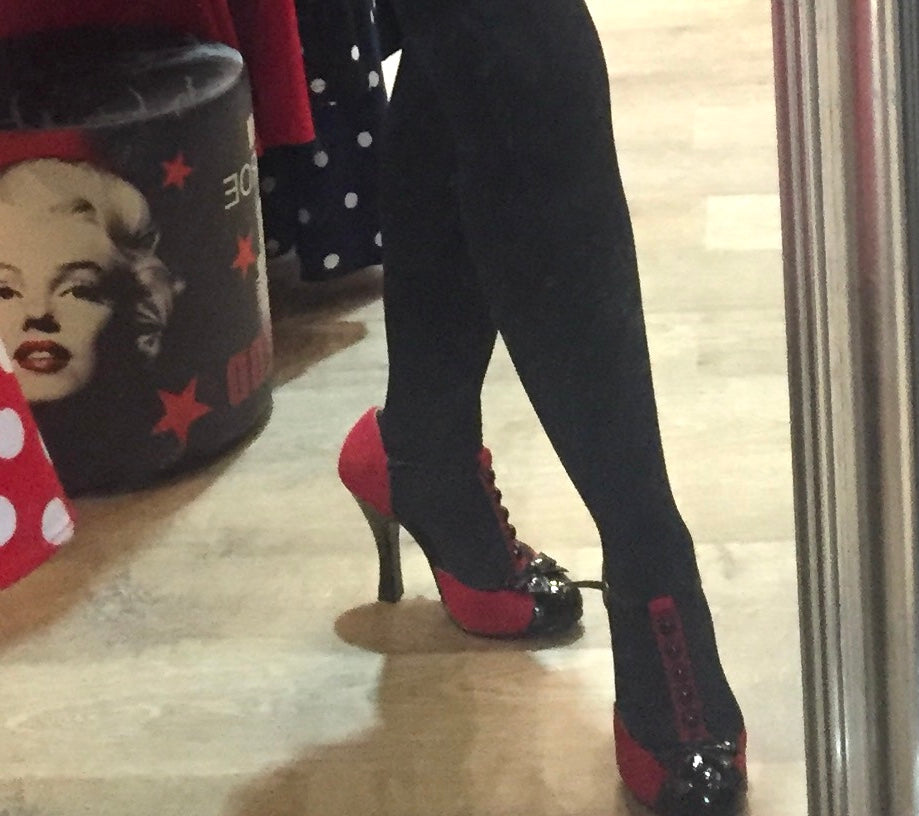 Salomés bicolores à talons
