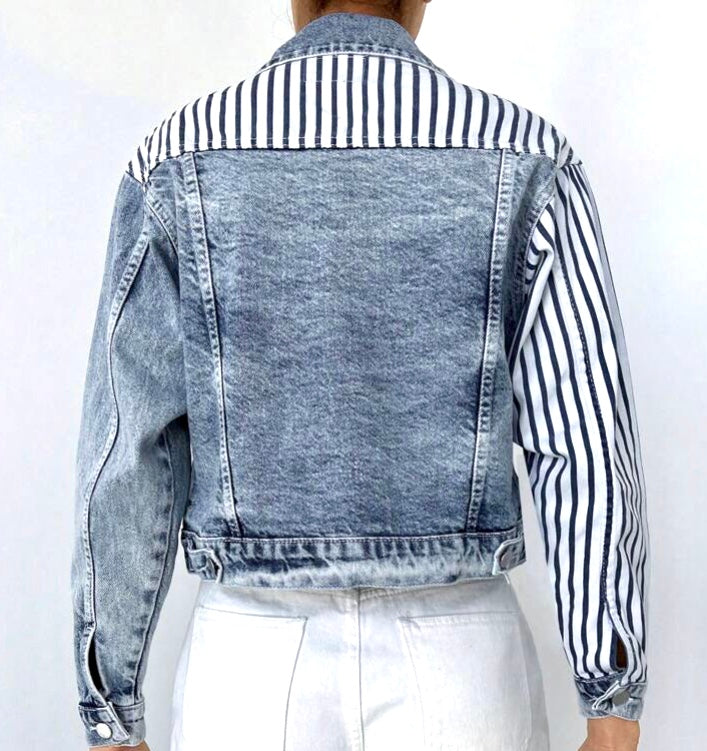 Blouson jean imprimé asymétrique