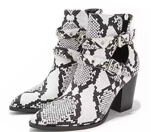 Bottines imitation python taille 37